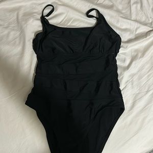 shade and shore mesh one piece swimsuit size large